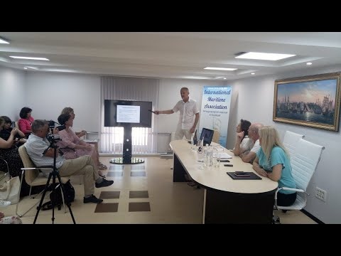 Международный день левши - 13 августа - научная конференция 